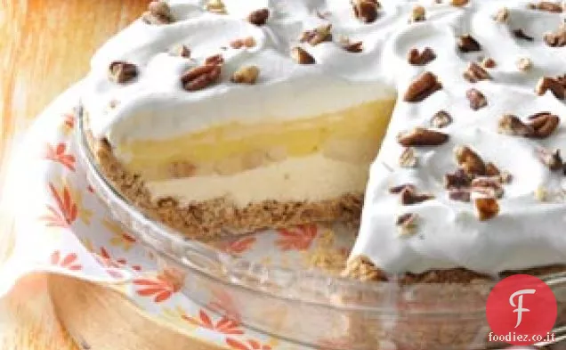 Torta cremosa di banane e noci pecan