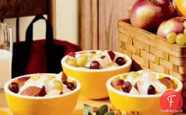 Coppe di frutta al miele