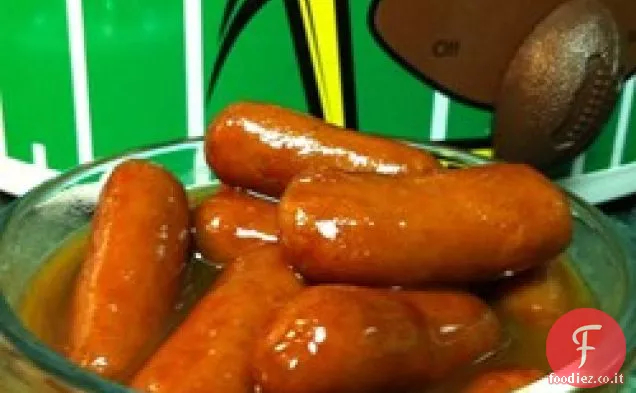 Wurstel in pentola a cottura lenta con salsa barbecue Wiener