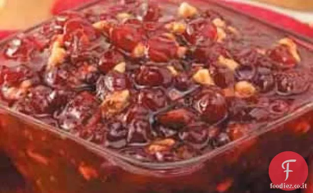 Salsa di mirtilli rossi con noci
