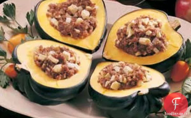 Zucca al forno con salsiccia e mele