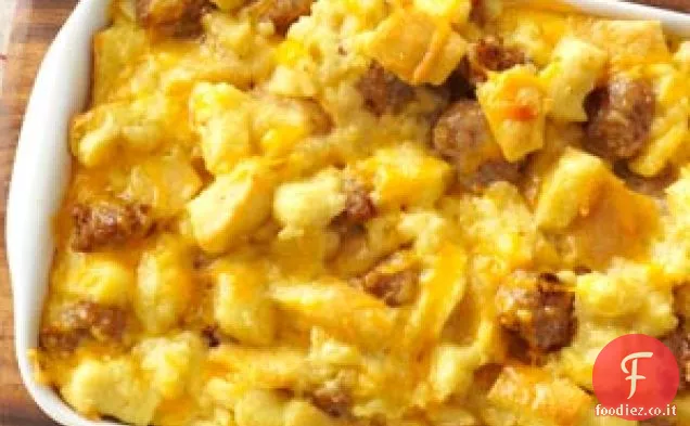 Casseruola di salsiccia e uova