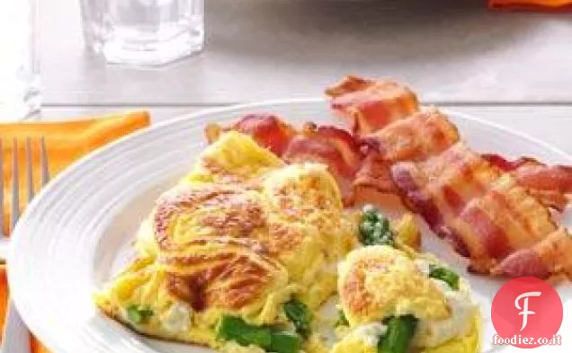 Frittata di asparagi e formaggio cremoso