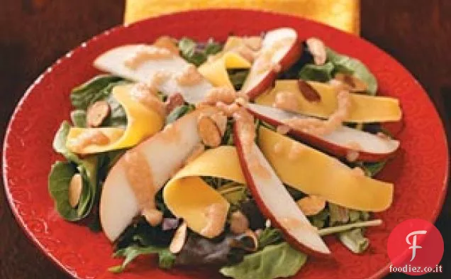 Insalate di raccolto con vinaigrette di pere