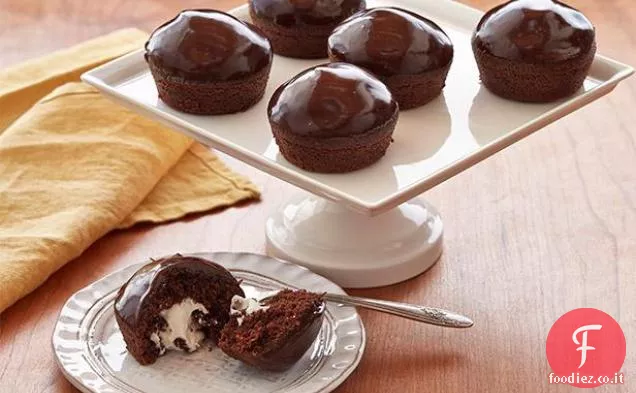 Cupcakes ripieni di crema celestiale