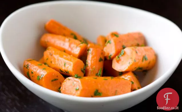 Carote arrosto con semi di finocchio