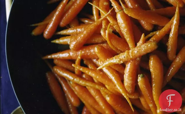 Carote glassate con cardamomo e zenzero