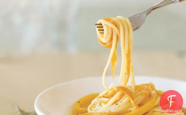 Linguine Con Nastri di Carote E Burro di limone e zenzero