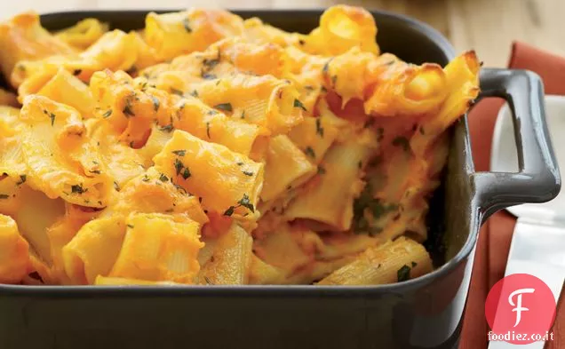 Maccheroni di carote e formaggio