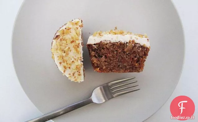 Carota Arancia Olio d'oliva Torte con crema di formaggio d'acero
