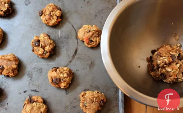 Biscotti all'uvetta di carote