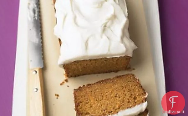 Torta al tè alla carota con glassa di crema di formaggio
