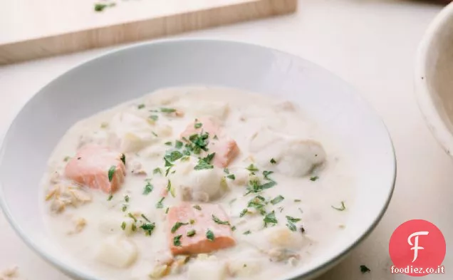 Zuppa di pesce e crostacei