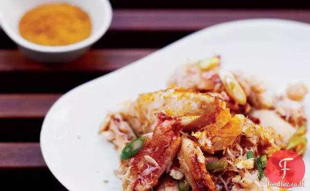 Insalata di granchio con zenzero e buccia d'arancia secca