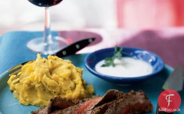 Bistecca di fianco marinata con raita di rafano
