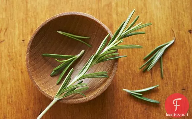 Spiedini di manzo succosi con salsa di rafano