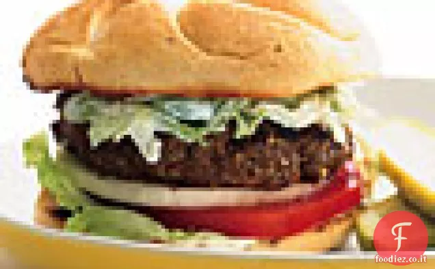 Hamburger in crosta di semi di senape con Slaw di rafano