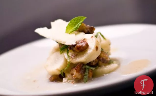 Sunchokes con un condimento caldo al burro e limone