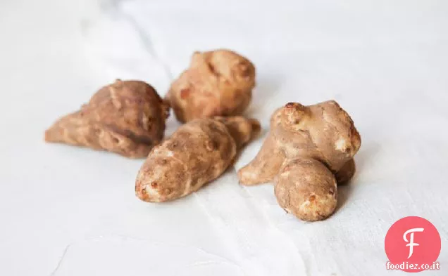 Tè verde infuso zuppa di radice di sole