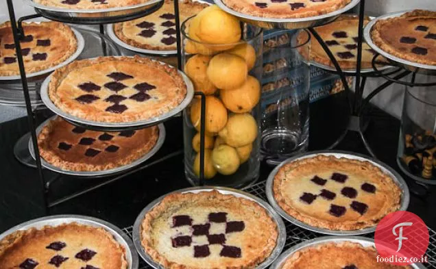 Blackberry Lemon Chess Pie w / Salsa di miele Jumbleberry. Come ho vinto la SF Food Wars-Pie or Die Concorrenza