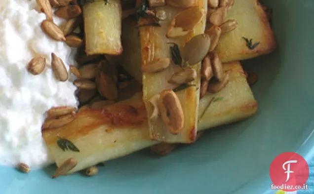 Pastinaca pan-friend con ricotta e semi