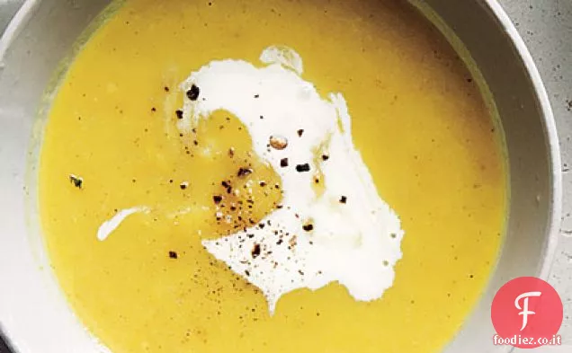 Zuppa di mele e pastinaca