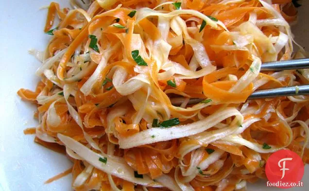 Insalata di carote e pastinaca crude