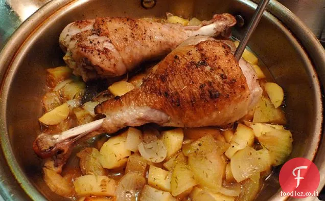Cosce di tacchino con Mele, Pastinaca e Cipolla con Polenta