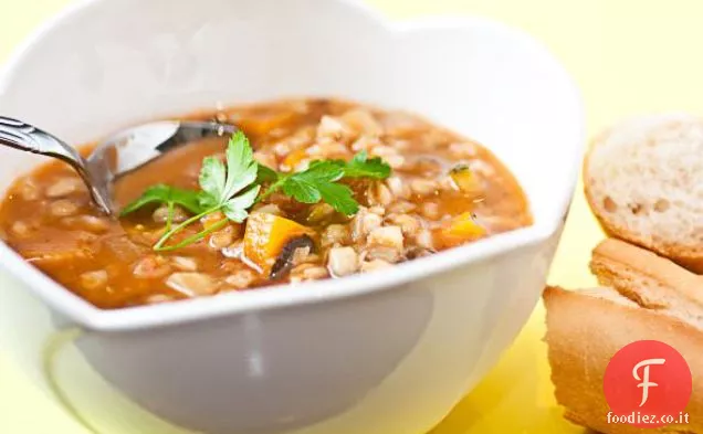 Zuppa di verdure e orzo