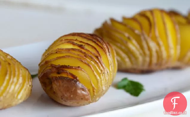 Patate di Hasselback del bambino