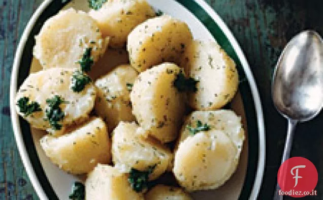 Patate bollite con prezzemolo e aneto