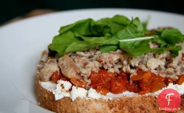 Brunch domenicale: Sandwich di Sardine con Marmellata di Pomodoro e Formaggio fresco