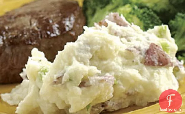 Fracassato patate dalla pelle rossa con Boursin & Scalogno