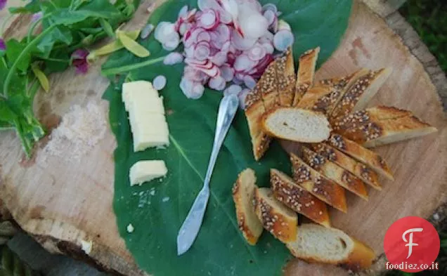 Spuntino al ravanello francese