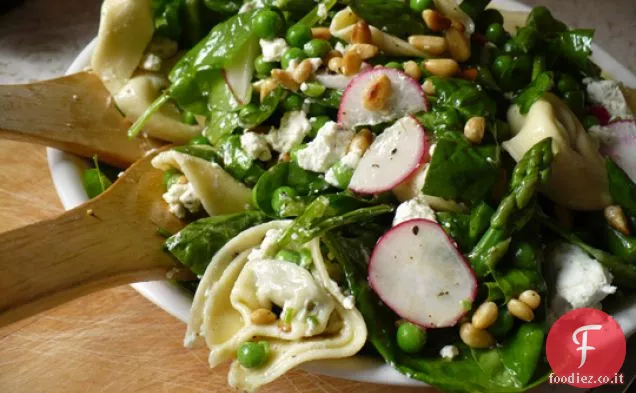 Tortellini e Insalata di verdure primaverili