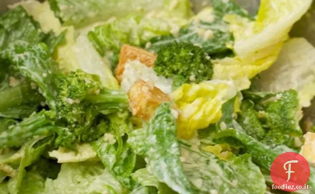 Caesar Wrap con crostini di tofu e broccoli