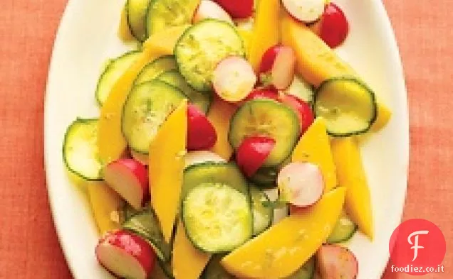 Insalata di mango e ravanello con salsa di lime