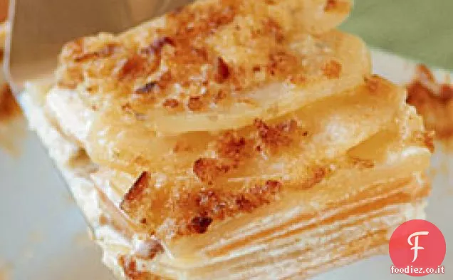 Gratin di patate e rutabaga con formaggio blu