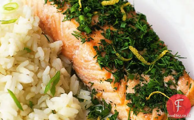 Salmone alle erbe fresche con riso al gelsomino