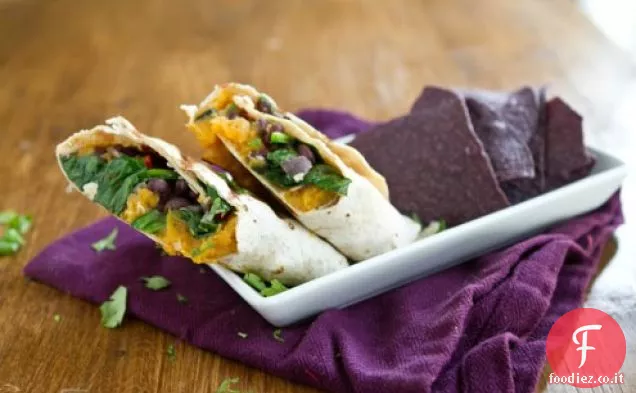 Burrito di patate dolci e spinaci