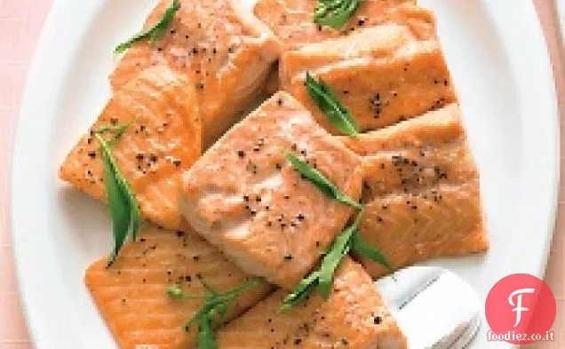 Salmone con dragoncello-salsa di yogurt