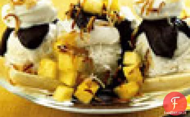 Banana Split con salsa al curry al cioccolato e cocco