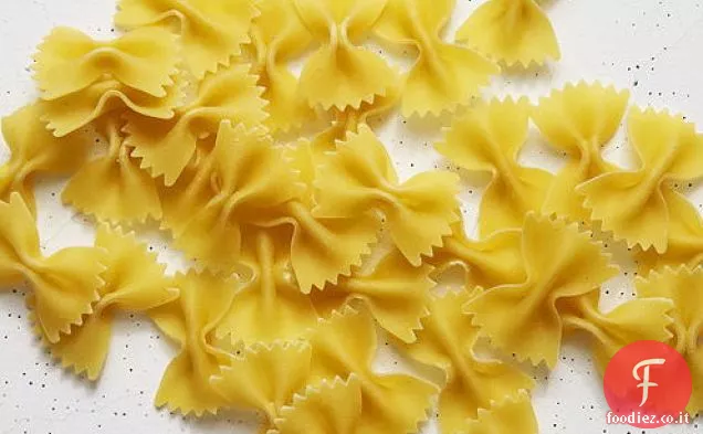 Papillon con Pesto, Feta e Pomodorini