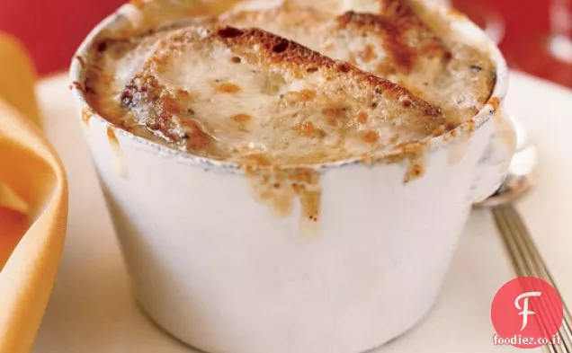 Zuppa di cipolle francese infusa al tartufo
