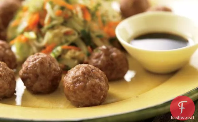 Asiatico Polpette con cetriolo - Carota Slaw