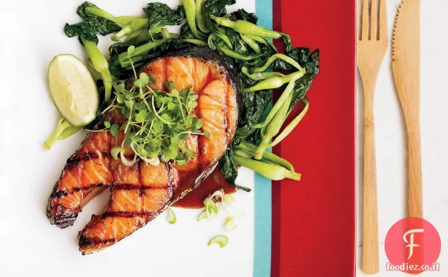 Bistecche di salmone con glassa di soia e acero