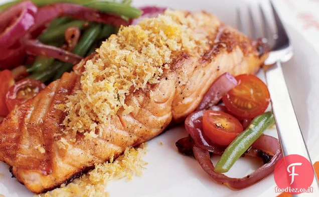 Salmone con glassa di limone e briciole di rosmarino