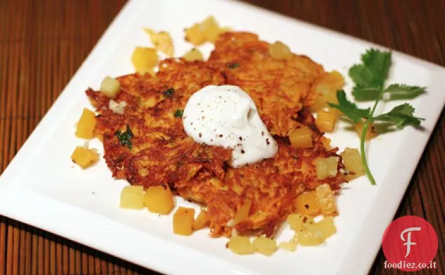 Torte di patate dolci con chutney di mango e ananas
