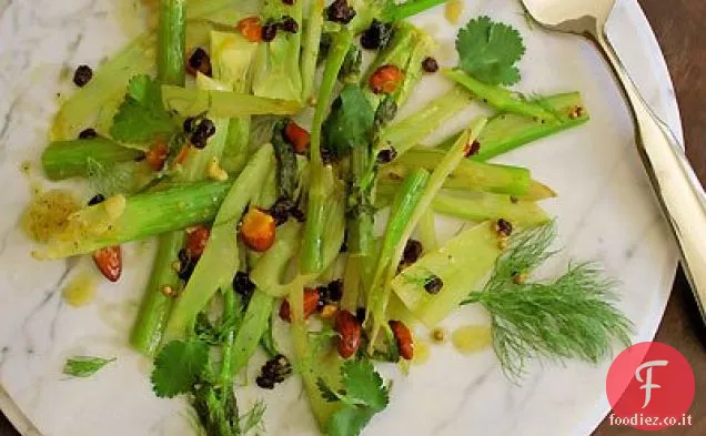 Finocchio saltato con mandorle e ribes