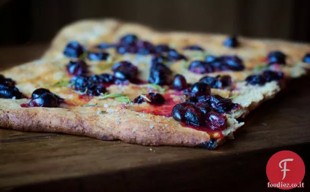 Focaccia a Lievitazione naturale con Uva e Rosmarino